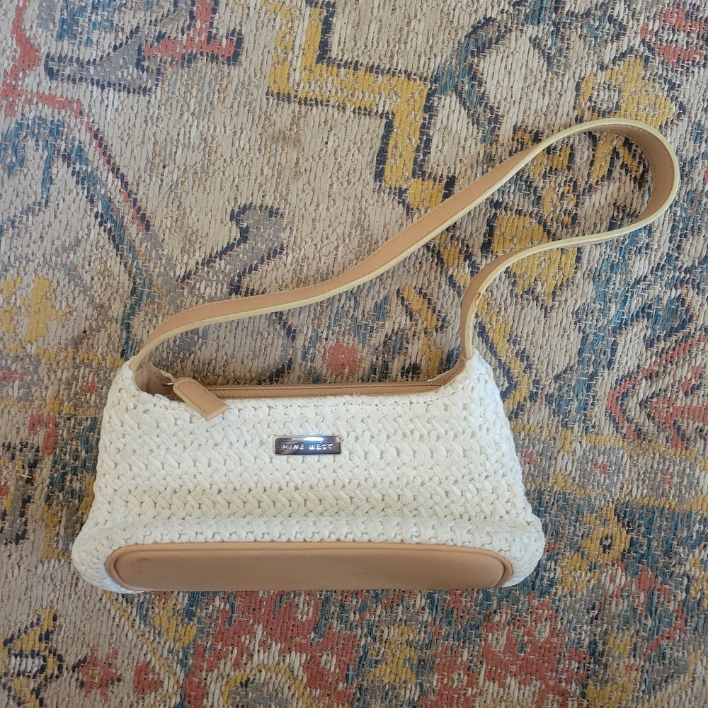 🦚 Nine West White Crochet Shoulder Bag